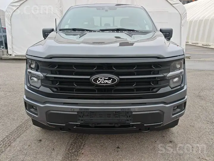 Ford F-150 2025 photo 5
