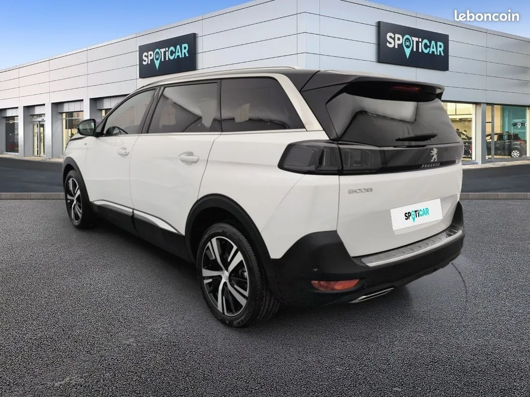 Peugeot 5008 2021 photo 3