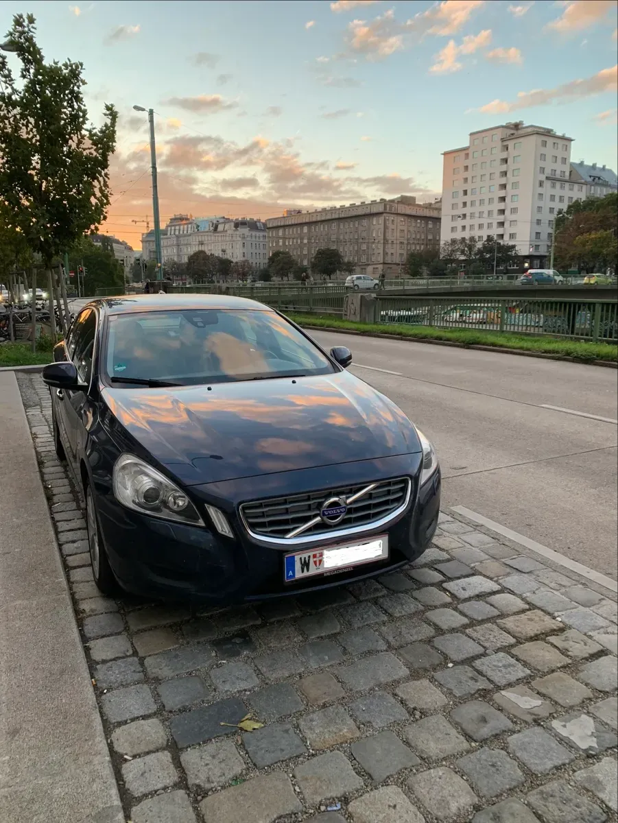 Volvo S60 2013 photo 3
