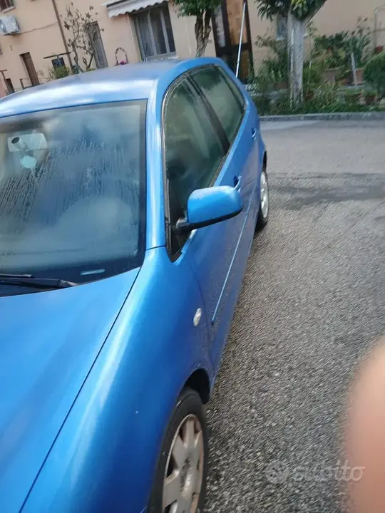 Volkswagen Polo 2005 photo 4