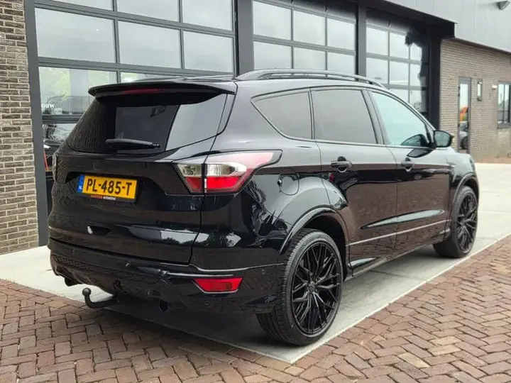 Ford Kuga 2017 photo 2