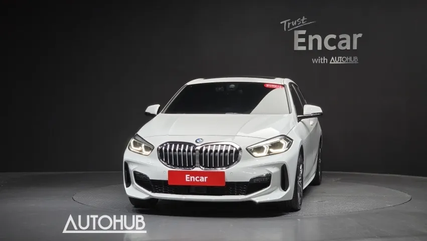 BMW 1 Series 2024 photo 3