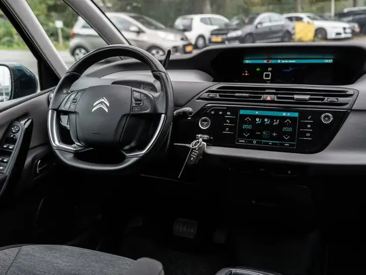 Citroen Grand C4 Spacetourer 2020 photo 2