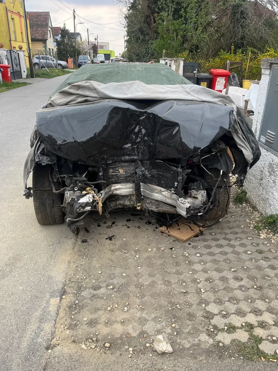 Audi A4 2012 photo 3