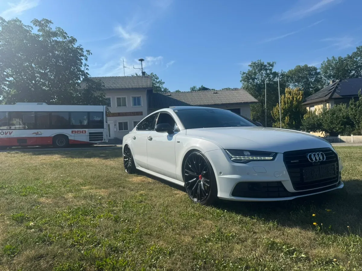 Audi A7 2015 photo 3