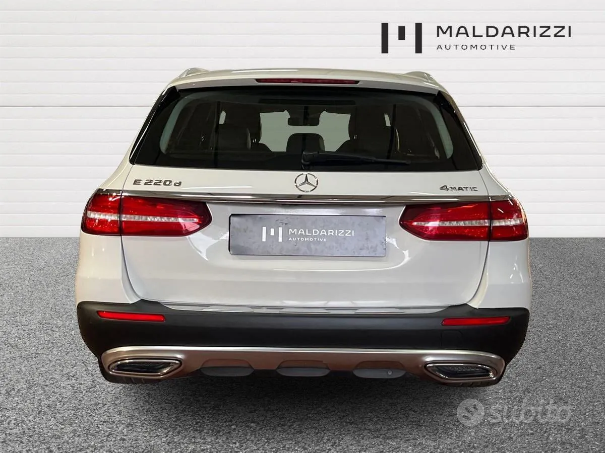 Mercedes-Benz E-Class 2018 photo 3