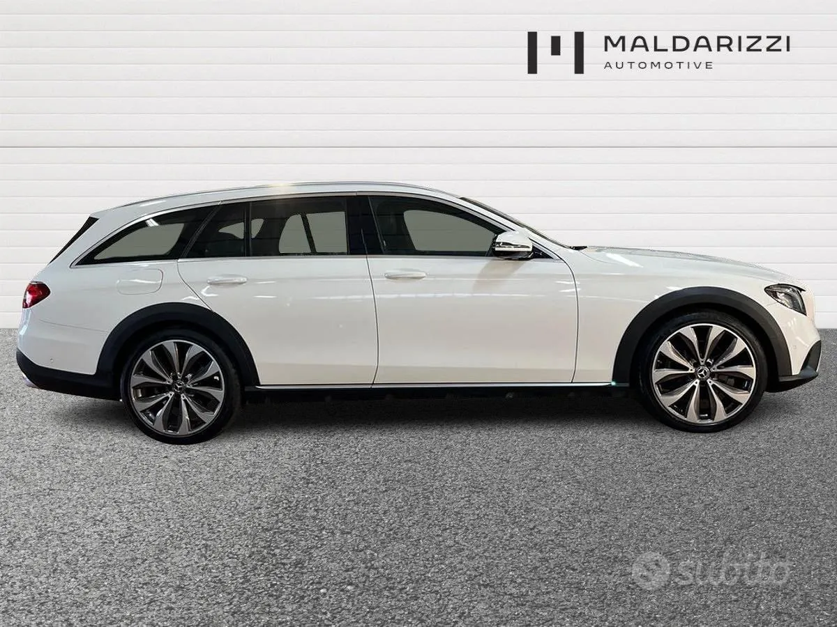 Mercedes-Benz E-Class 2018 photo 5