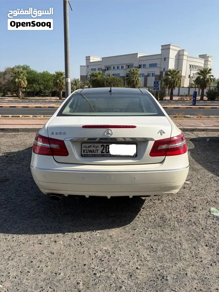 Mercedes-Benz E-Class 2014 photo 2