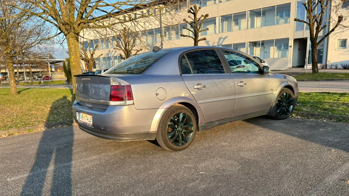 Opel Vectra 2005 photo 3