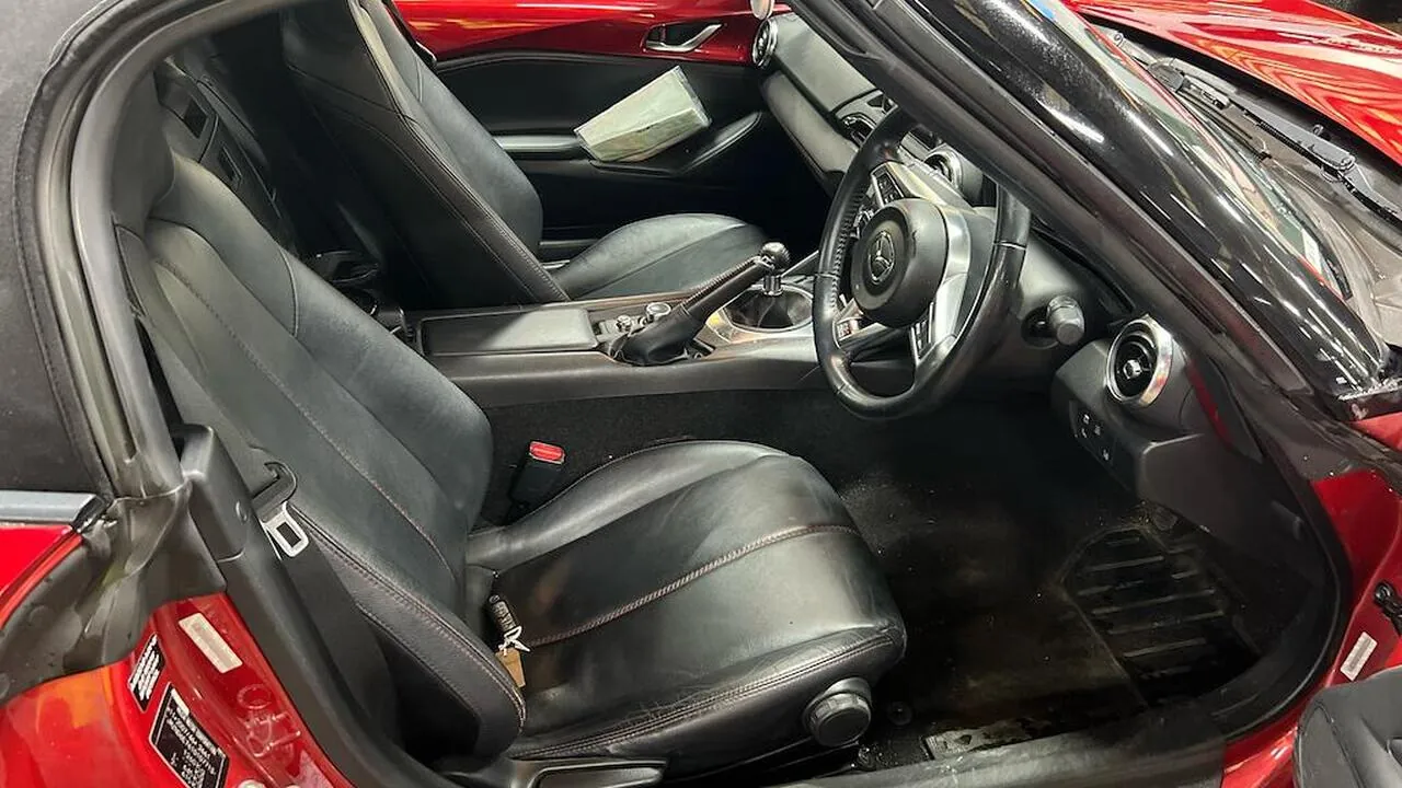 Mazda Mx-5 2016 photo 2