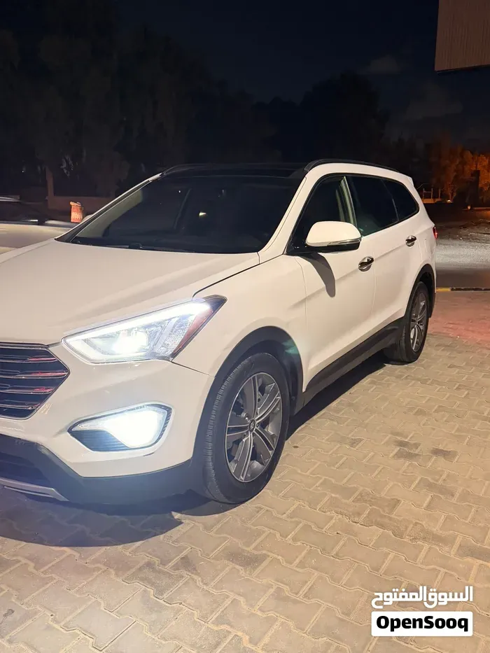 Hyundai Santa Fe 2016 photo 2
