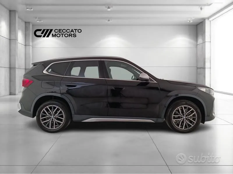 BMW X1 2023 photo 3