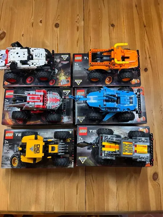 Lego Technic Monster Jams Trucks