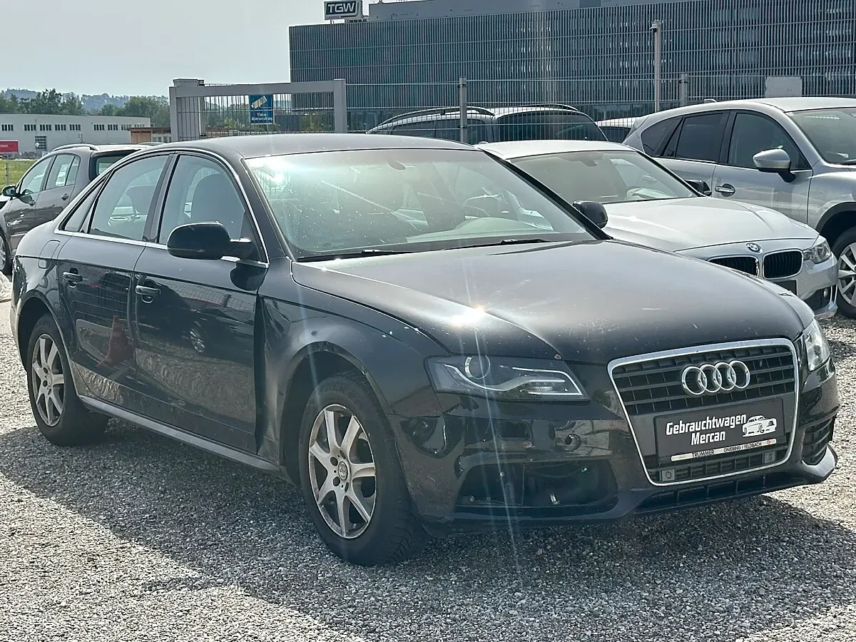 Audi A4 2011 photo 3