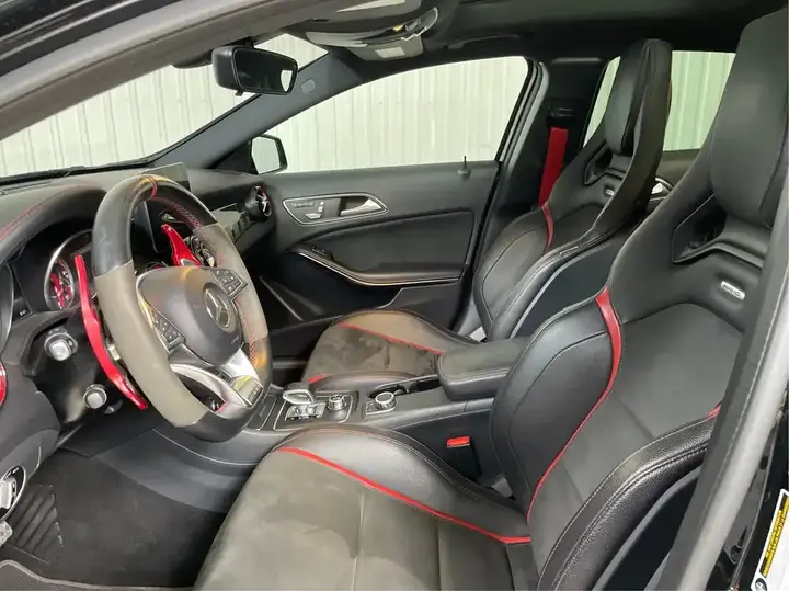 Mercedes-Benz Gla 2018 photo 3