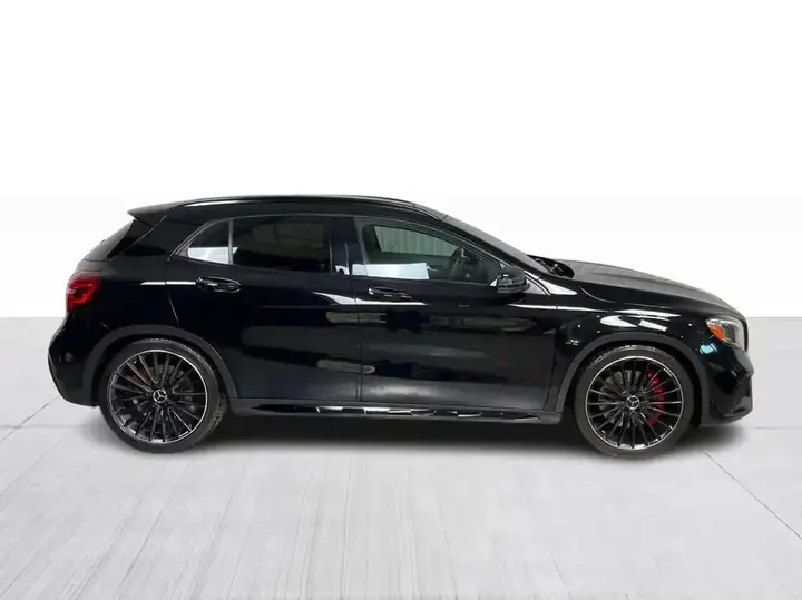 Mercedes-Benz Gla 2018 photo 2