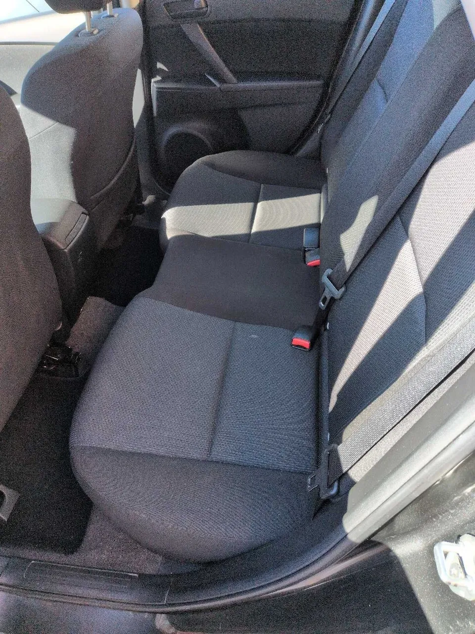 Mazda 3 2011 photo 3