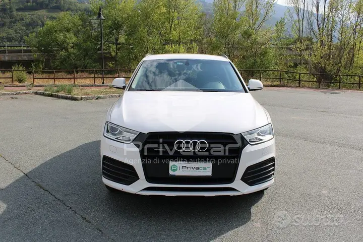 Audi Q3 2017 photo 2