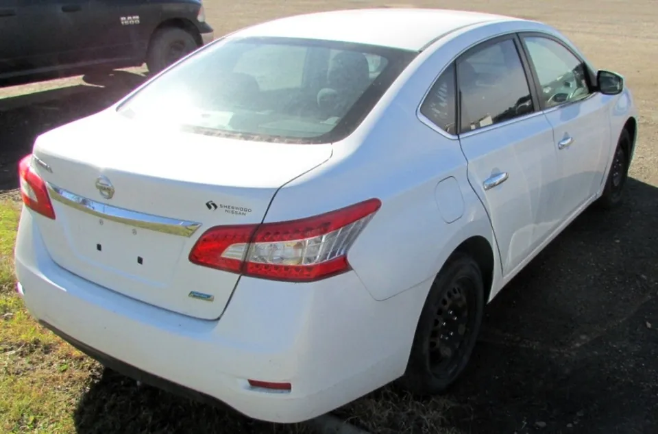 Nissan Sentra 2013 photo 4