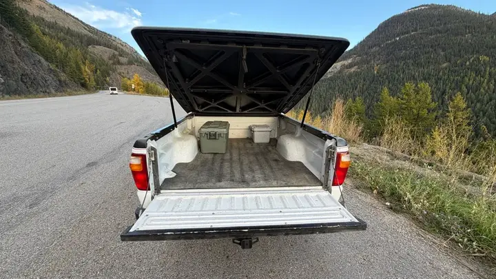 Mazda B4000 2010 photo 3