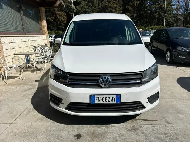 Volkswagen Caddy 2019 photo 2