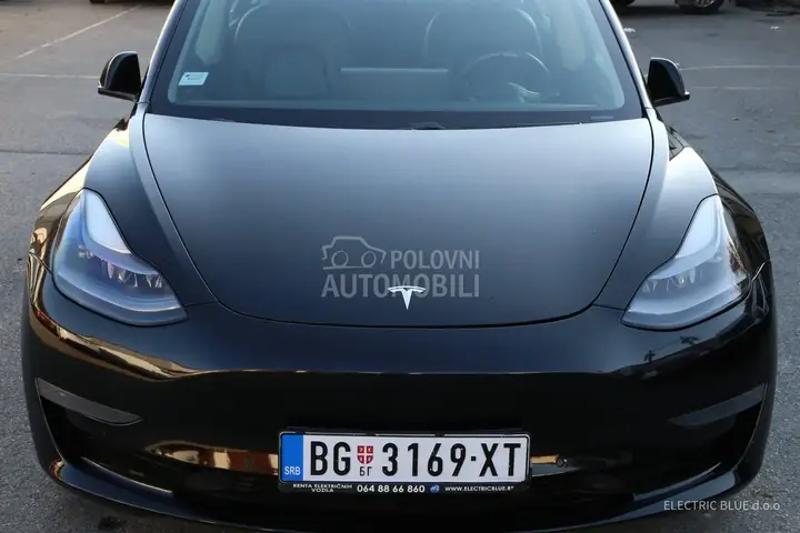 Tesla Model 3 2021 photo 2