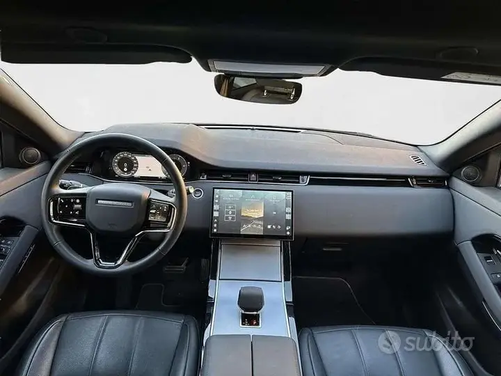 Land Rover Evoque 2024 photo 4