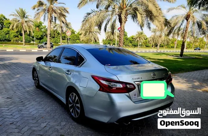 Nissan Altima