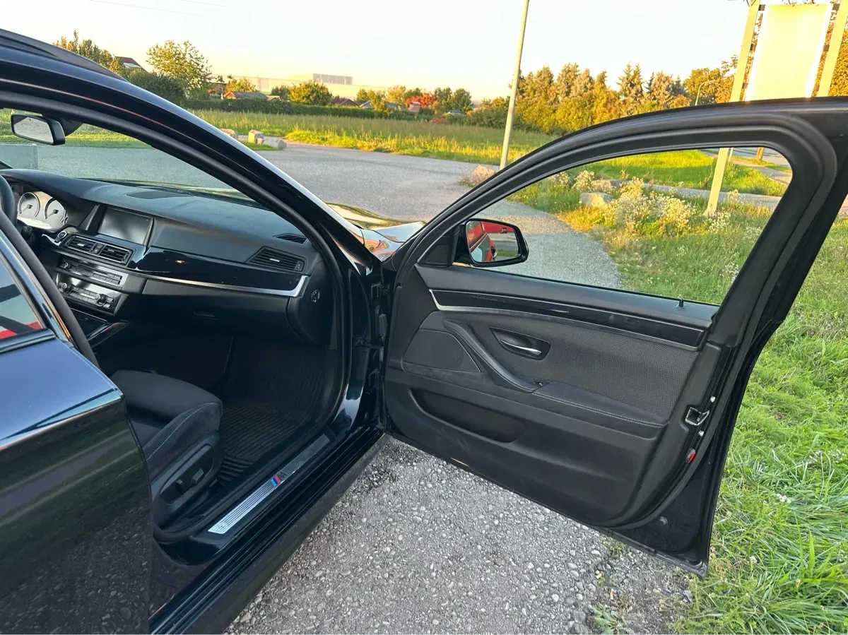 BMW 5 Series 2015 photo 3