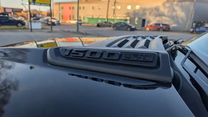 Ram 1500 2021 photo 3
