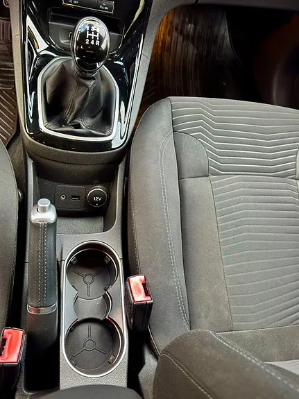 Ford Fiesta 2014 photo 5