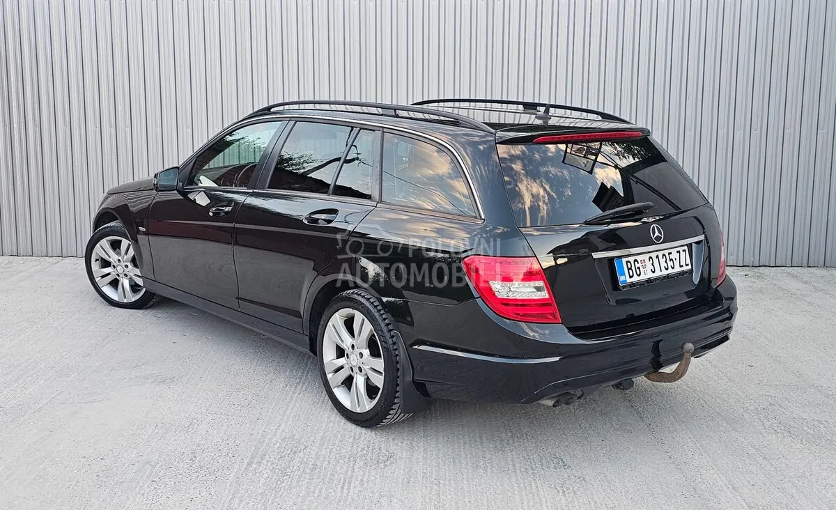 Mercedes-Benz C 200 2011 photo 5