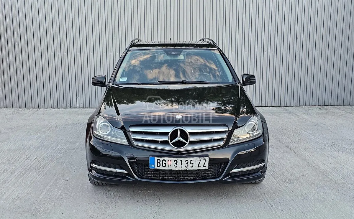 Mercedes-Benz C 200 2011 photo 2