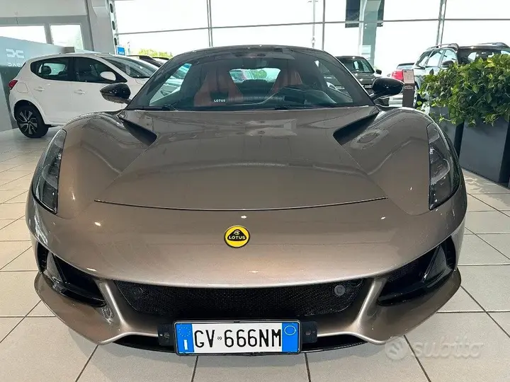 Lotus Emira 2024 photo 4