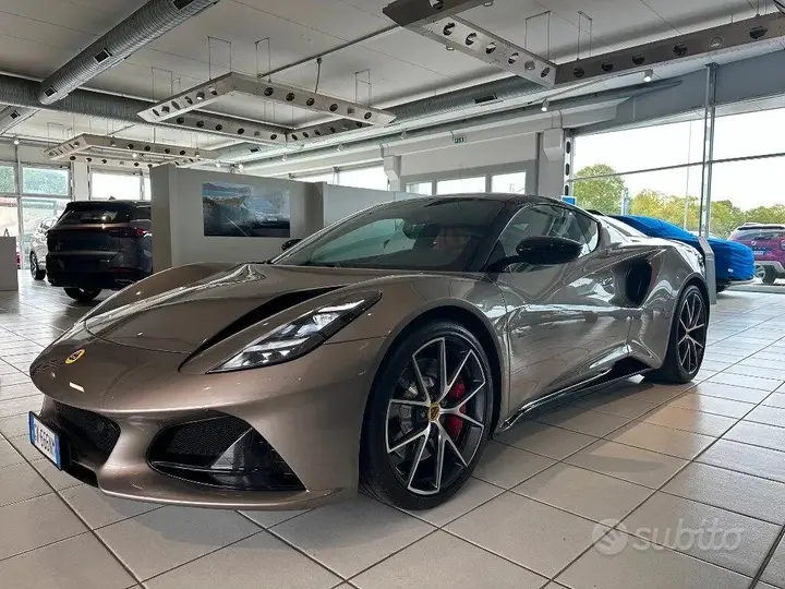 Lotus Emira