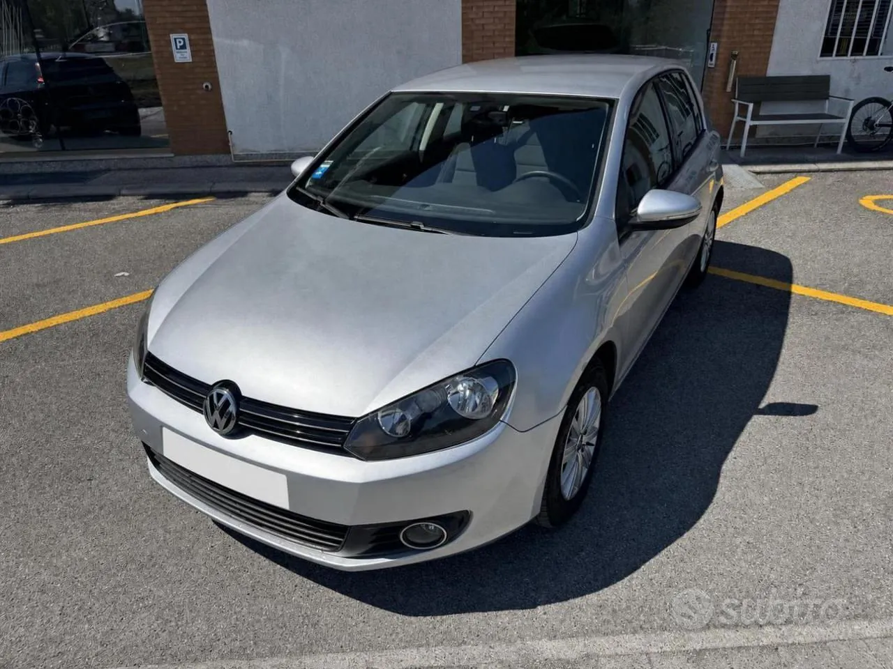 Volkswagen Golf 2011 photo 2