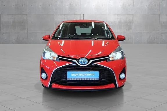 Toyota Yaris 2016 photo 2