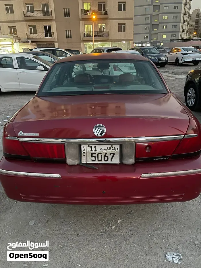 Ford Grand Marquis 1998 photo 2