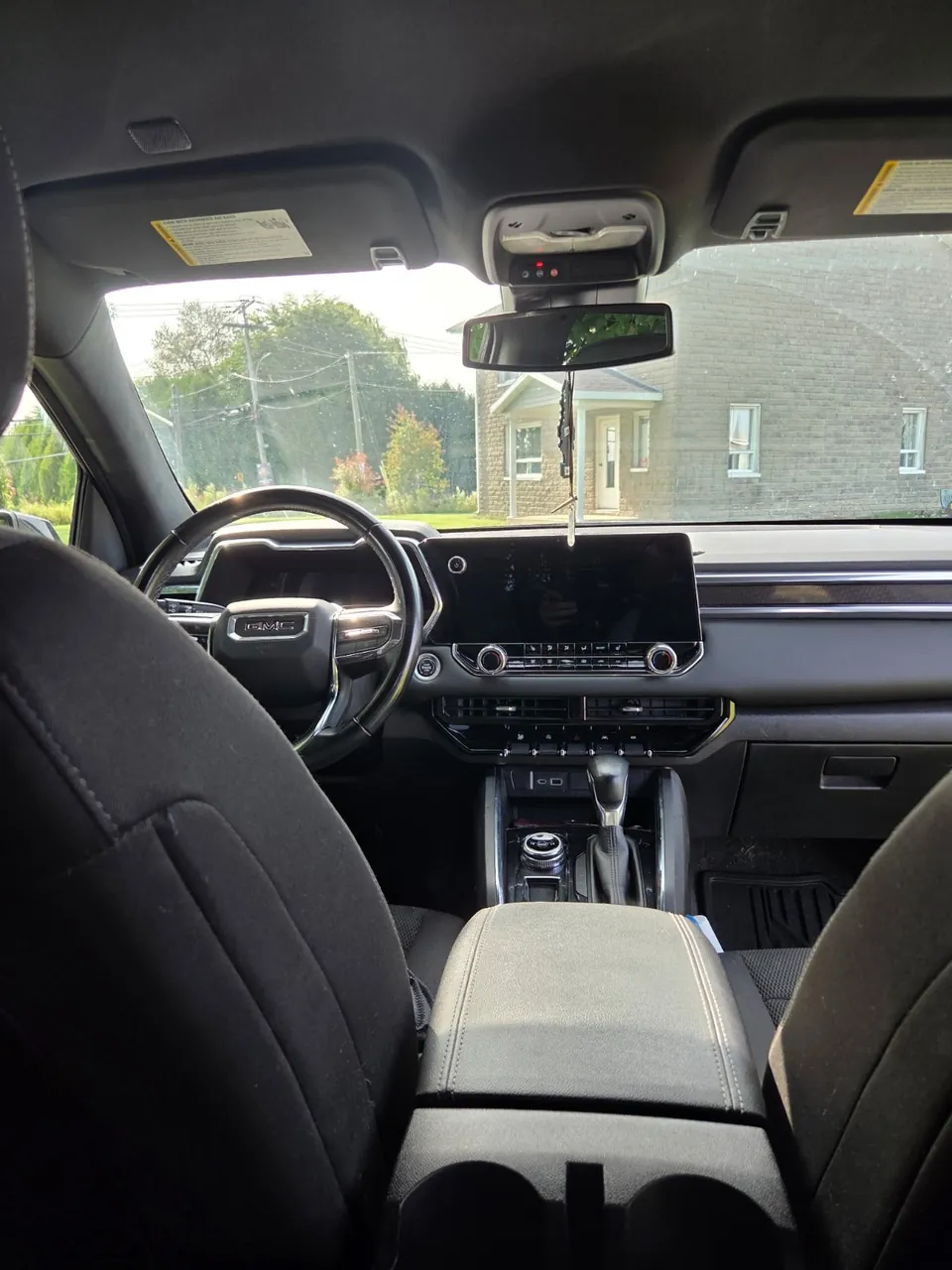 GMC Canyon 2023 photo 3