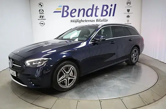 Mercedes-Benz E 300 2023 photo 4