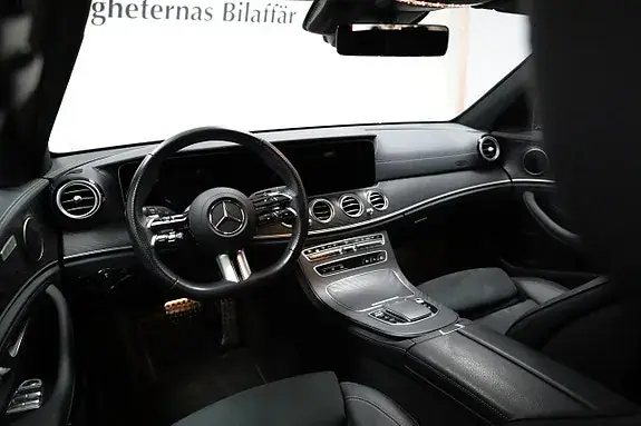 Mercedes-Benz E 300 2023 photo 3