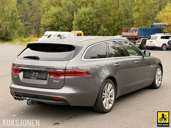 Jaguar Xf 2018 photo 5