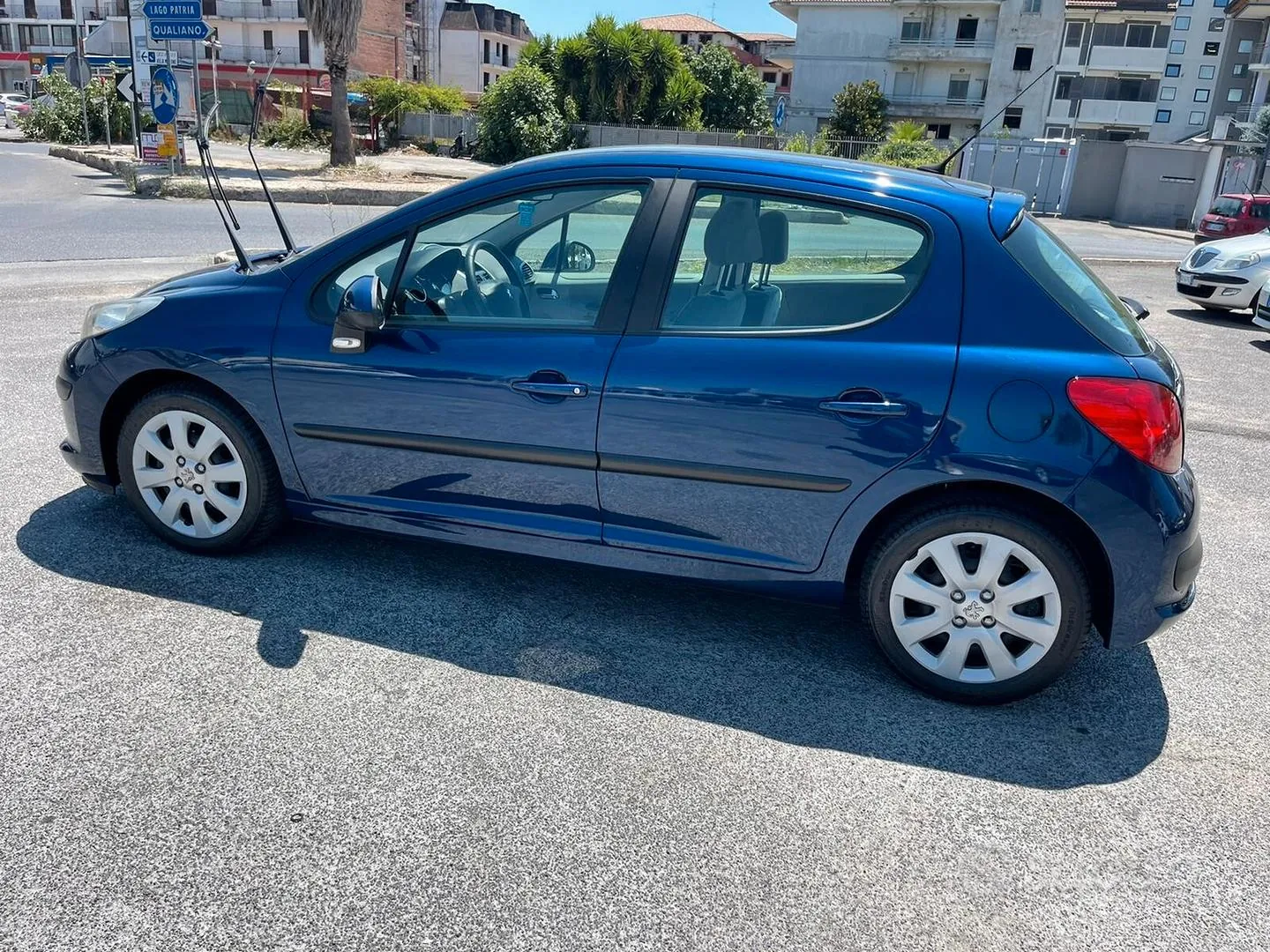 Peugeot 207 2007 photo 3