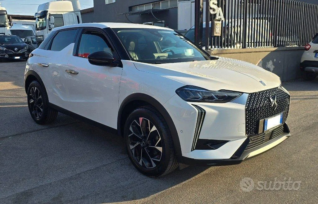 DS Automobiles Ds 3 2024 photo 2