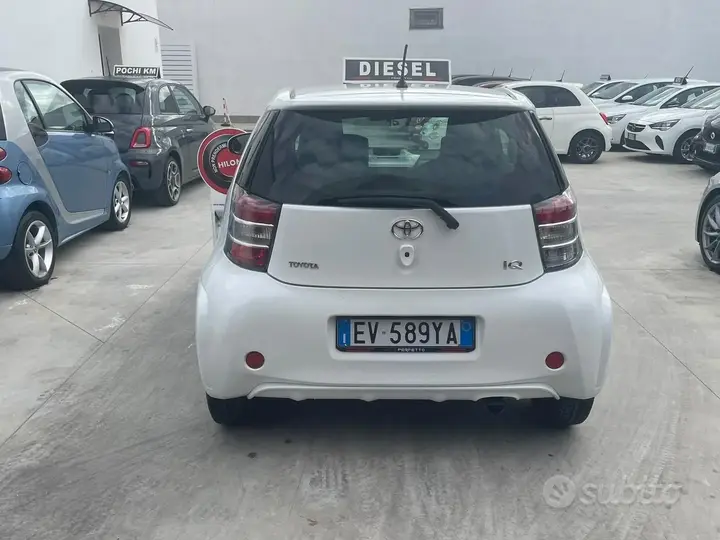 Toyota Iq 2010 photo 3