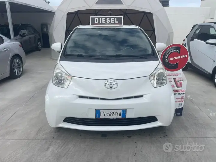 Toyota Iq