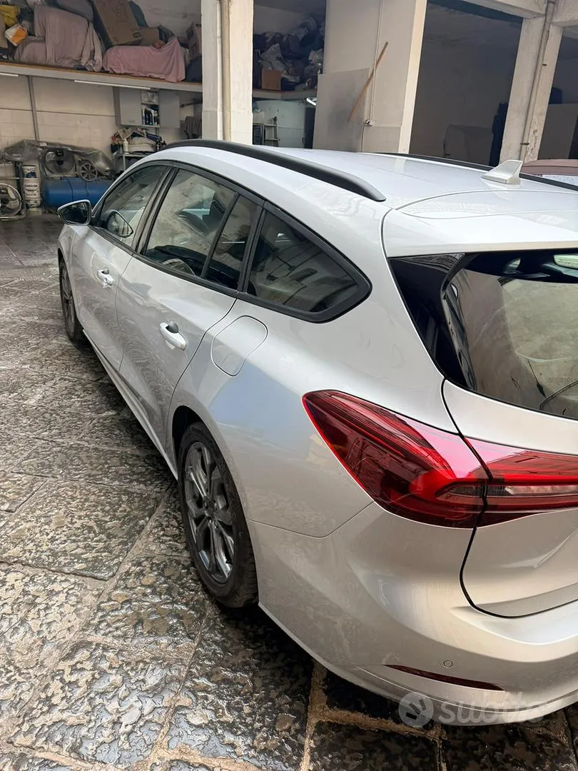 Ford Focus 2024 photo 5