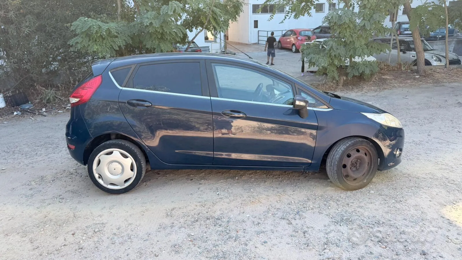 Ford Fiesta 2009 photo 3