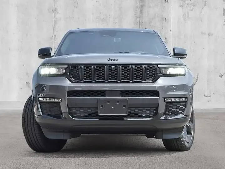 Jeep Grand Cherokee L 2025 photo 2
