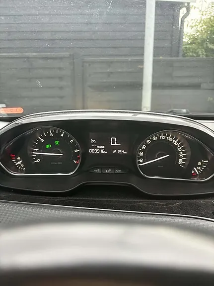 Peugeot 208 2016 photo 4